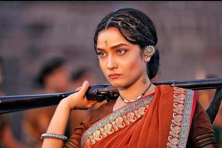 فيلم Manikarnika: The Queen of Jhansi 2019 مترجم